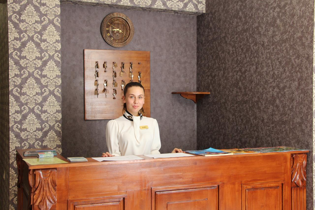 Hôtel Assir à Soukhoumi Extérieur photo