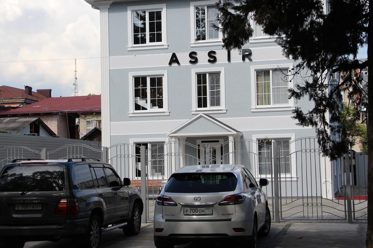 Hôtel Assir à Soukhoumi Extérieur photo