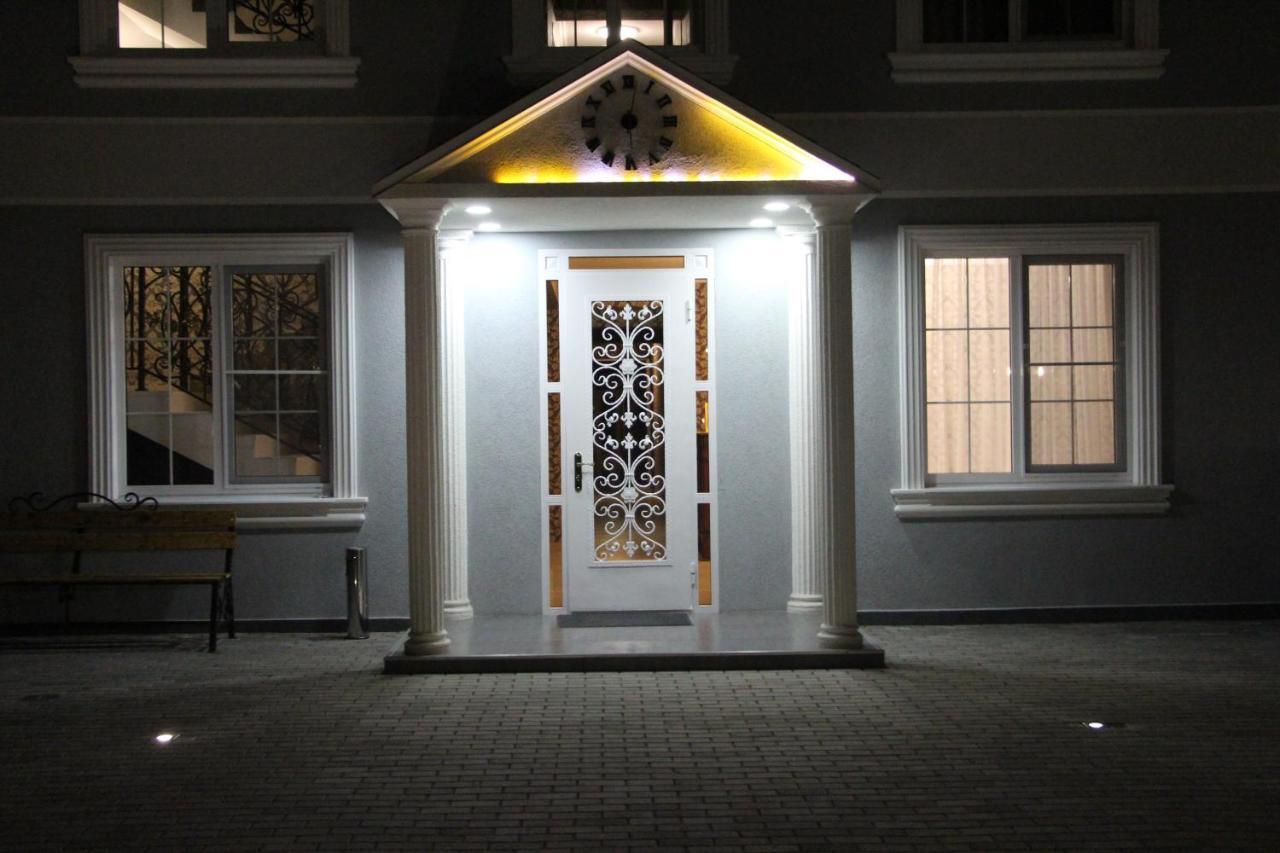 Hôtel Assir à Soukhoumi Extérieur photo